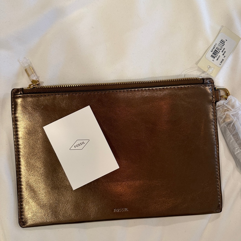 Fossil Wristlet - Picture 1 of 2